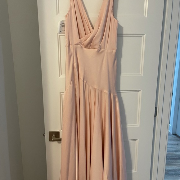 Fame and partners Escala dresses - Picture 4 of 16